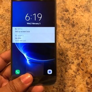 BRAND NEW UNLOCKED SAMSUNG GALAXY S7/ BLACK..